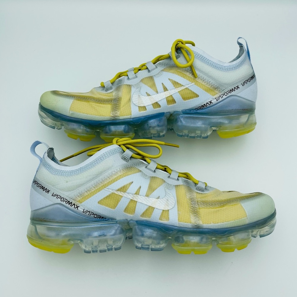 Women’s Nike Air VaporMax 2019 Premium Shoes 11.5